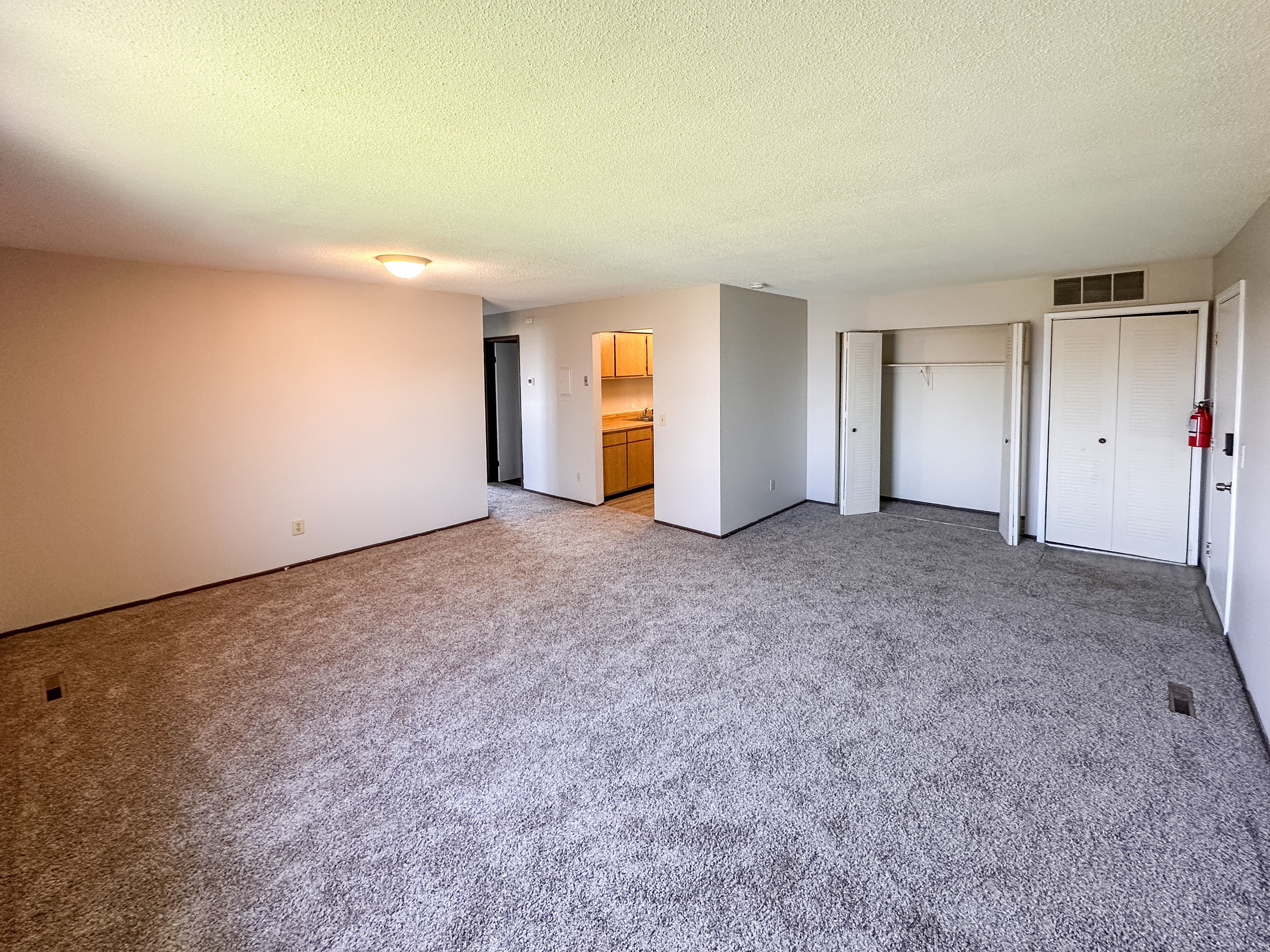 2035 Inverway Court
